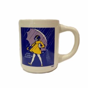 Vintage Morton Salt When It Rains IT POURS Coffee Mug Cup 1968 Made In Japan.